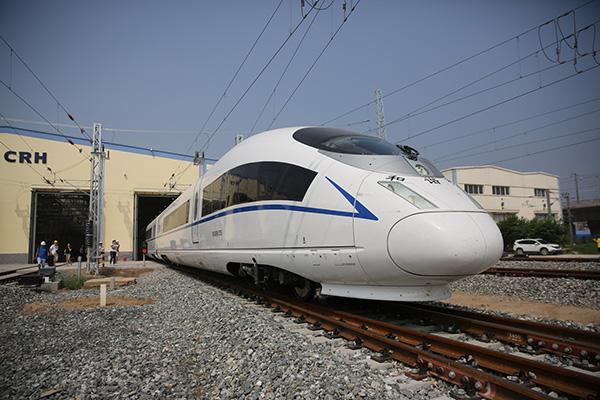 中国最快高铁即将在西安投入运营 时速达380公里